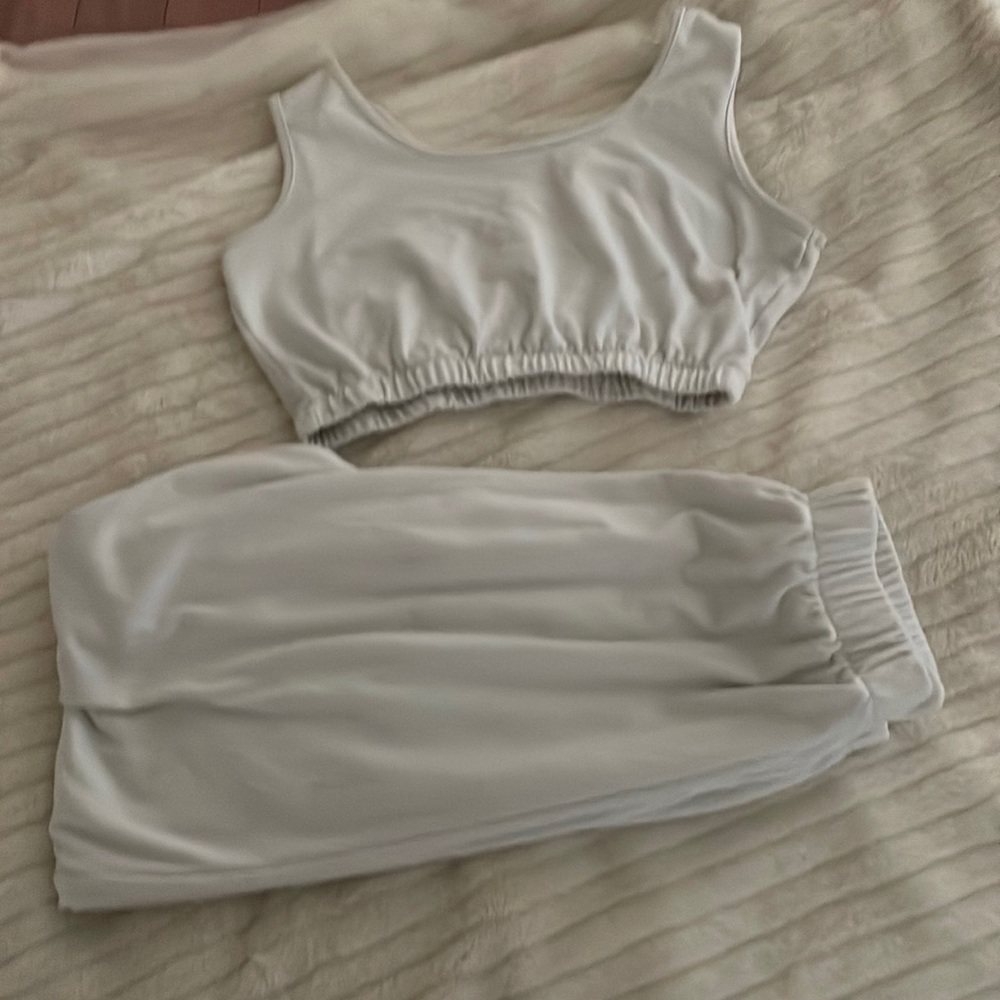 jogger and cropped tank top set